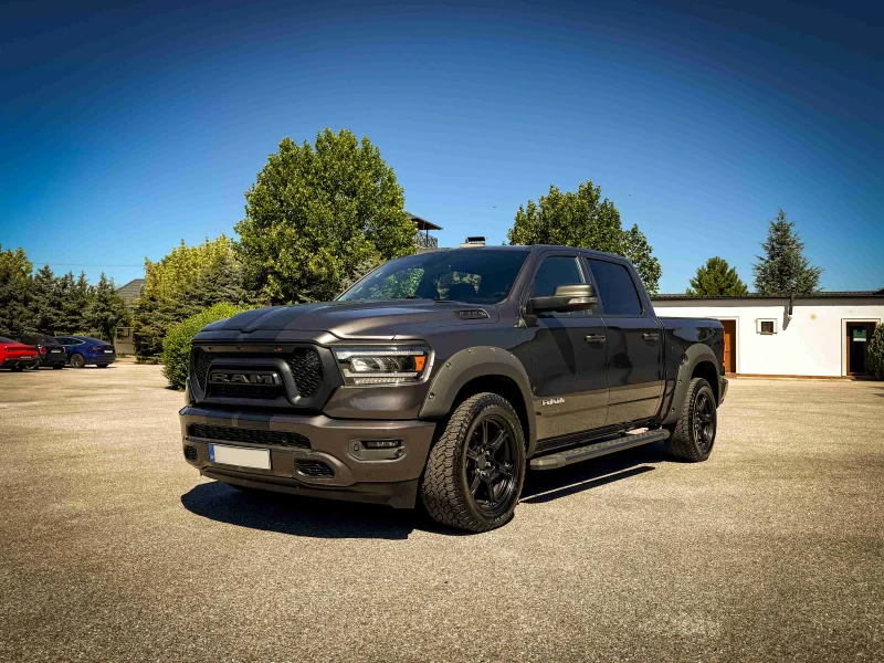 Dodge RAM 1500 5.7 HEMI