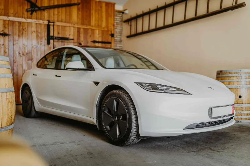 Tesla Model 3 Highland (2023)